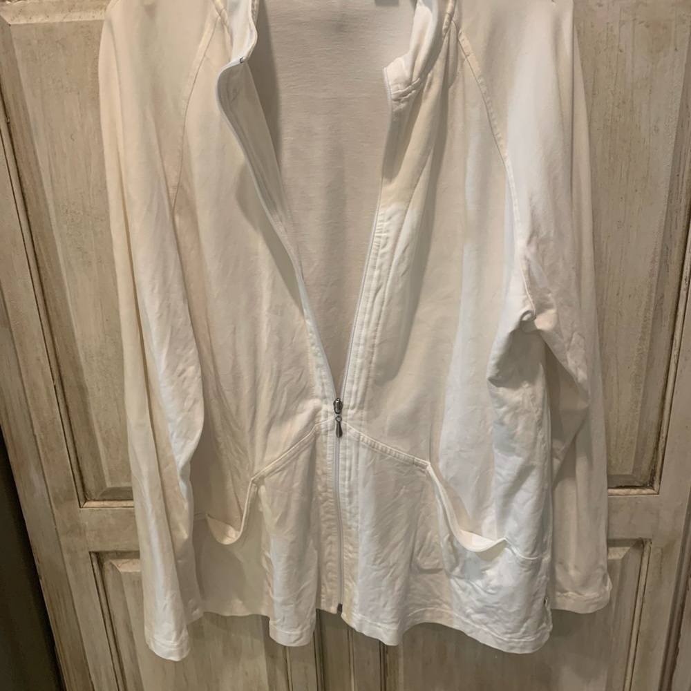 Zenergy by Chicos size 3 light weight jacket